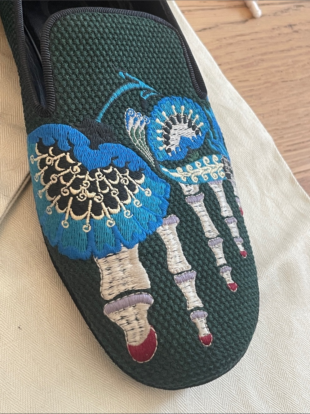 Loewe Embroidered Bone Crane Loafers Size 38 Green Velvet Luxury Flats - Picture 3 of 16